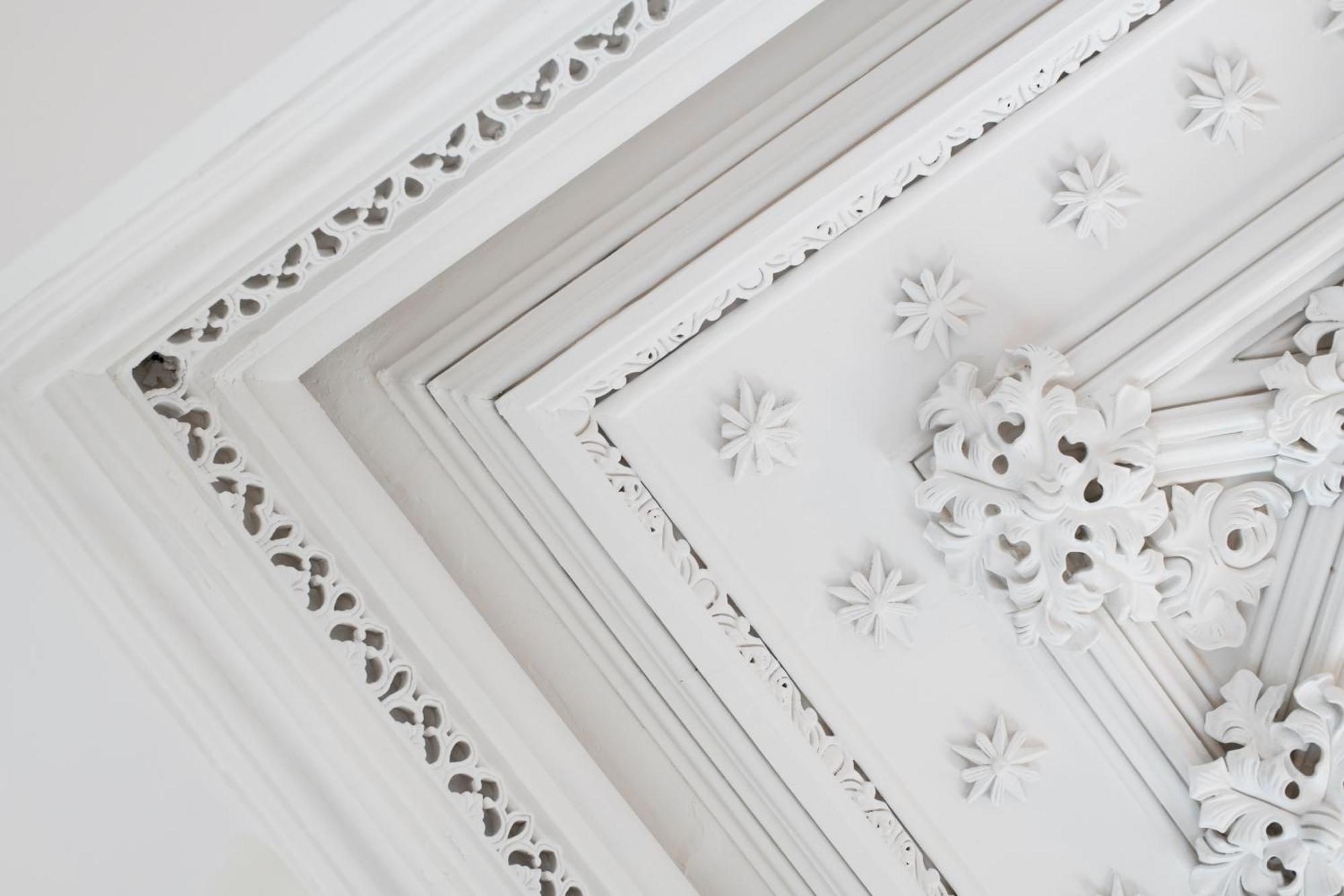 1877 Estrela Palace Aveiro Extérieur photo Detail of the ceiling